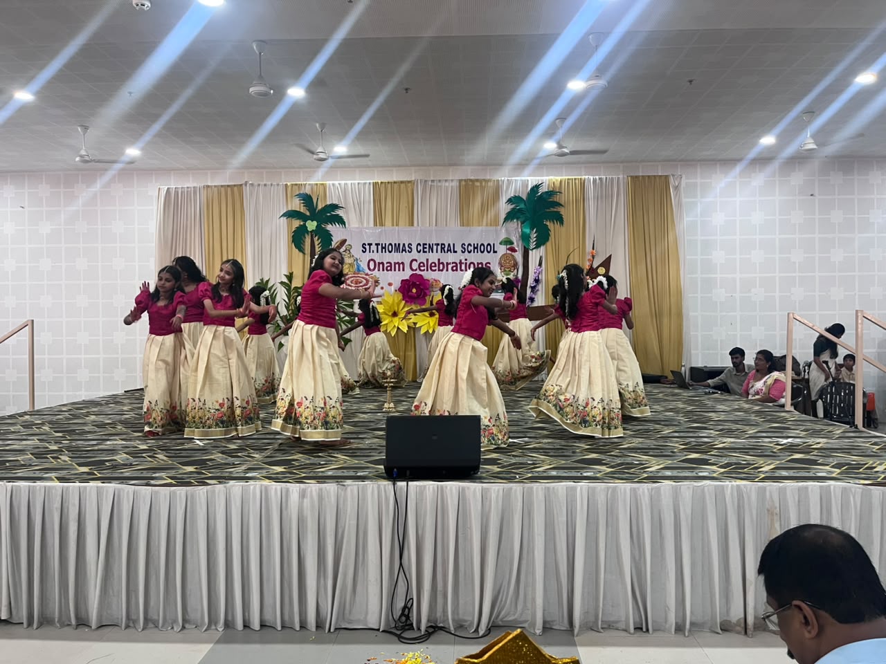 A Splash of Tradition, A Burst of Onam at STCS!